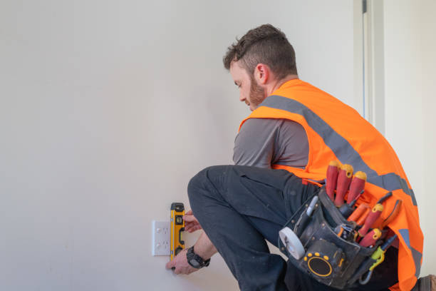 Best Affordable Emergency Electrician  in Garden City Park, NY